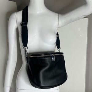 Syrena Black Leather Crossbody Adjustable Strap Roomy Flat Back Bag Purse